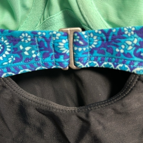 ATHLETA Halter Black/Blue Tankini Top Sz 33 D/DD - Picture 5 of 6